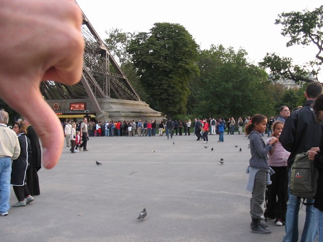 France: Screw waiting in line to go up