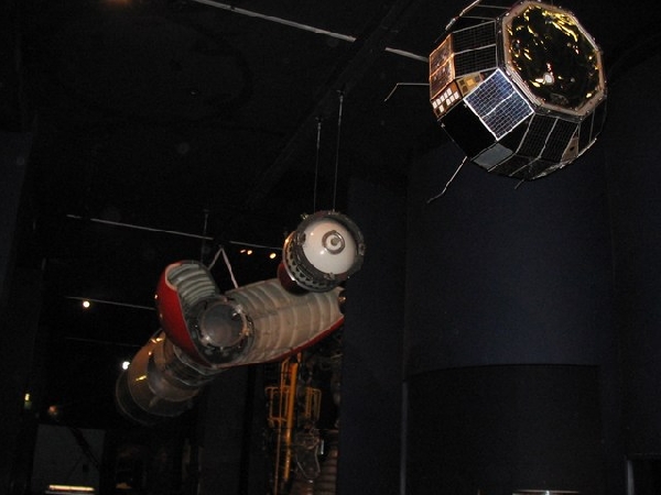 The Lem connecting to a space ship